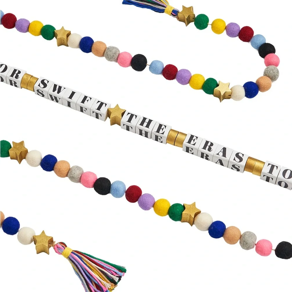 TAYLOR SWIFT | THE ERAS TOUR FRIENDSHIP BRACELET GARLAND